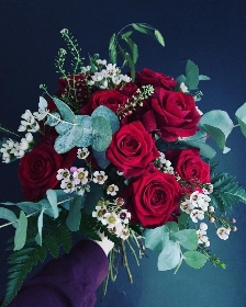 Dozen Red Rose Gift Bouquet